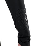 Shock Doctor Girls/Women's Ultra Compression Hockey Long Sleeve Shirt With Integrated Neck Guard - Black - On Model - Detail View of Sleeve Lock