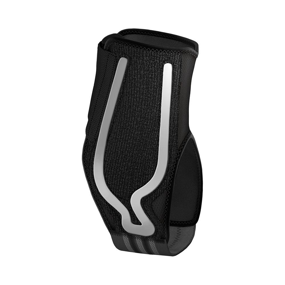 Ankle support sales baseball cleats